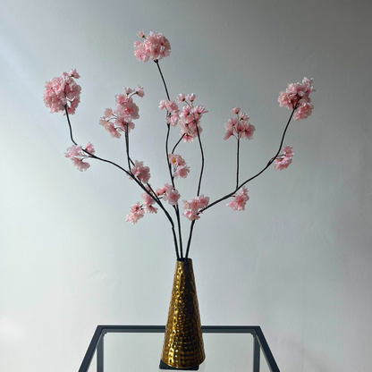 Pink Blossom - bloesemtakken inclusief gouden vaas